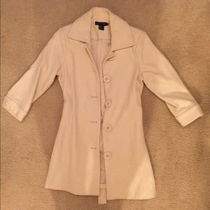 Rampage size small cream 3/4 length sleeve jacket